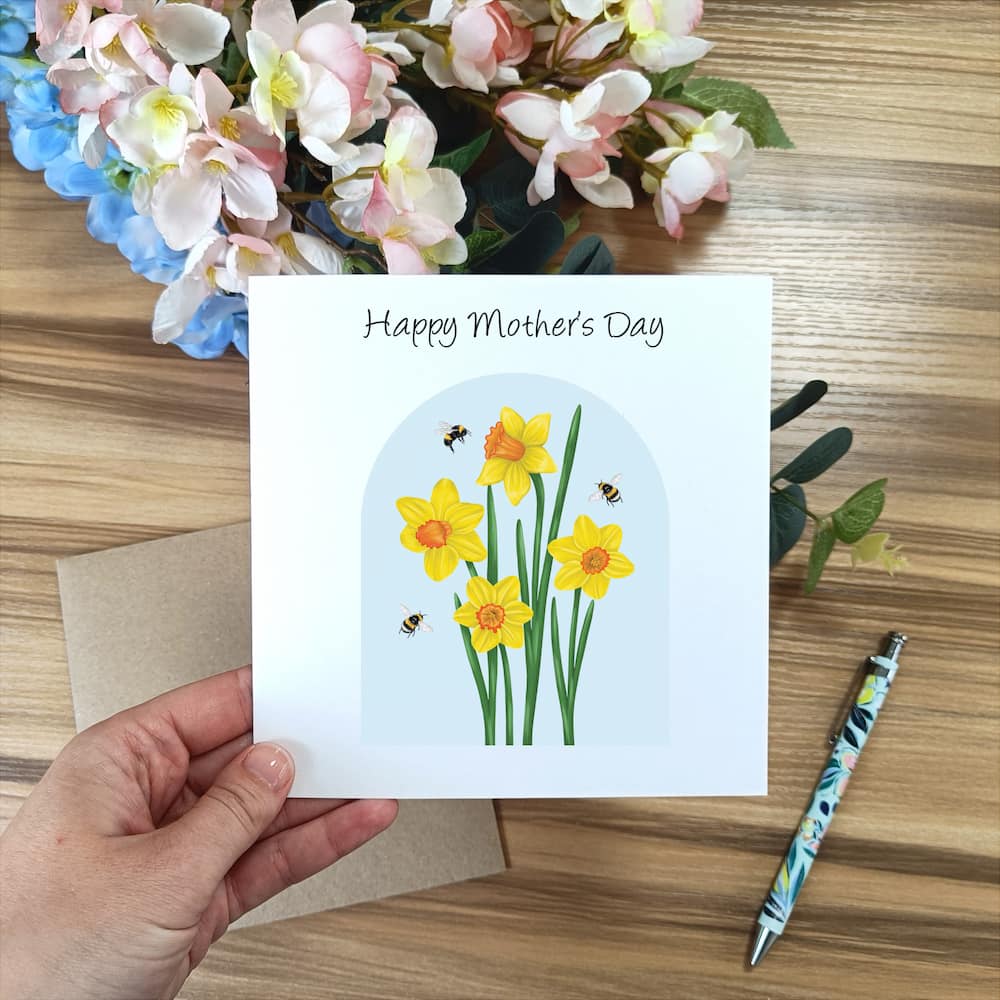 Personalised Daffodil Mother's Day Gift Box | Tote Bag, Makeup Bag, Mirror & Card